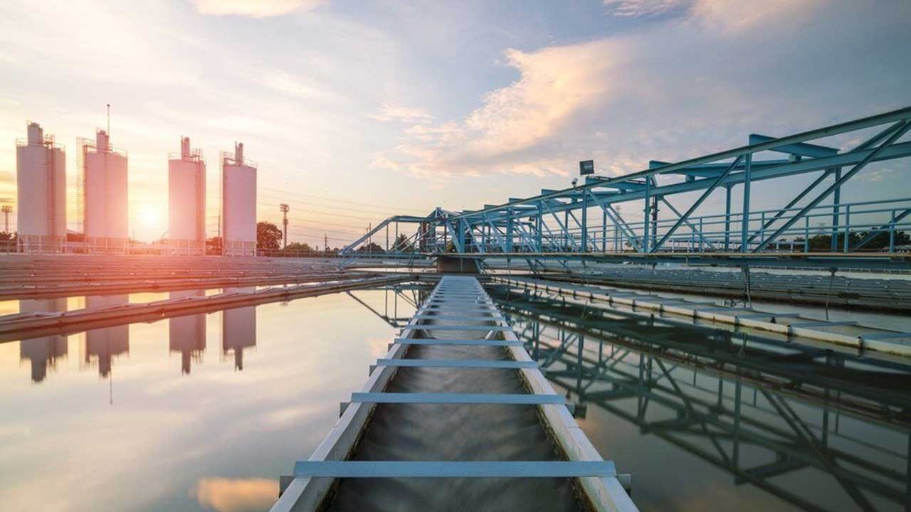 Pengelolaan Air Limbah bersama Kontraktor Water Treatment Plant